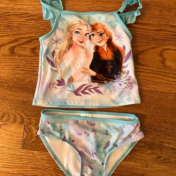 Size 4 Bathing Suit Bundle Disney Green Rashguard Swimwear Elsa Anna Swim Shirt - Picture 4 of 13
